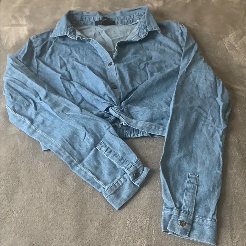 Long sleeve jean crop top